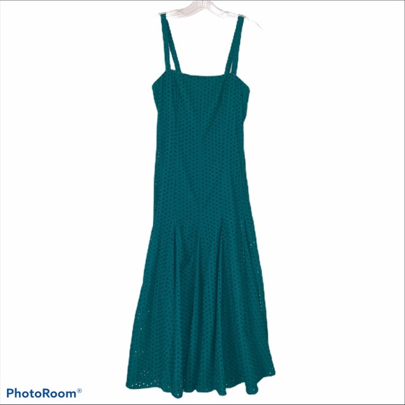 ❌SOLD❌ Anthropologie Lelia Eyelet Midi Dress - Picture 4 of 14